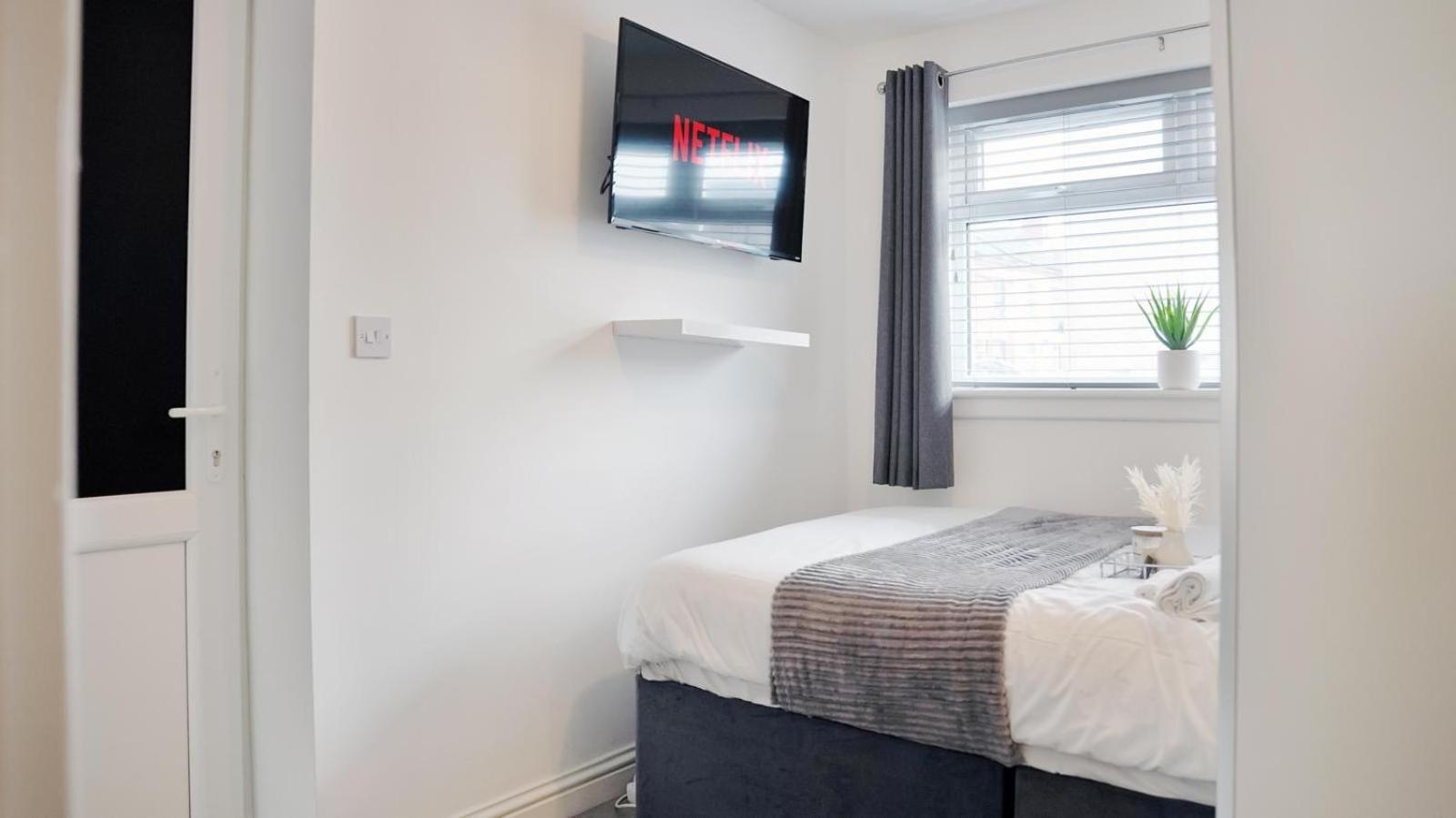 City Centre House, Parking With Ev, Free Wifi, Netflix Ковентри Экстерьер фото